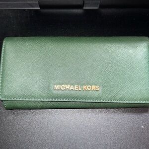 Michael kors MK green bifold long wallet